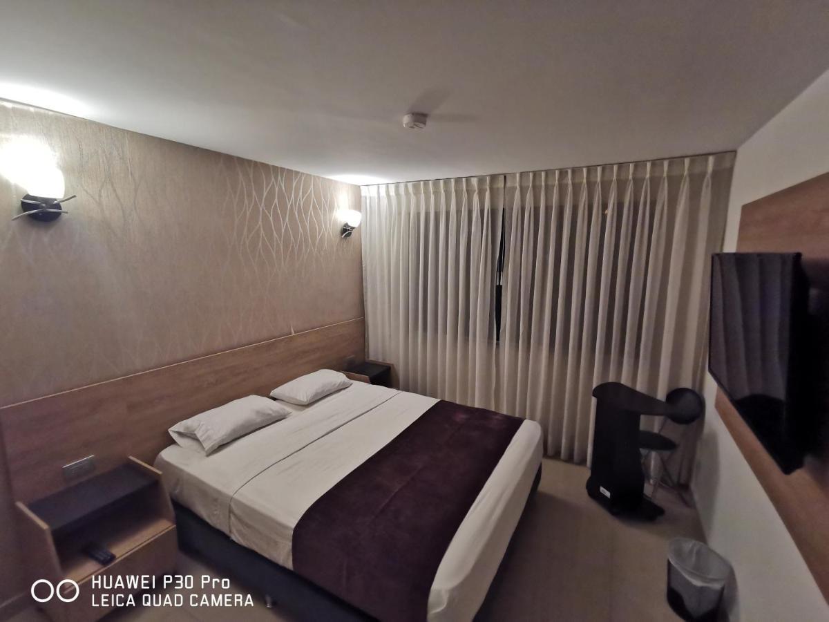 Hotel Lindsay Manizales Luaran gambar
